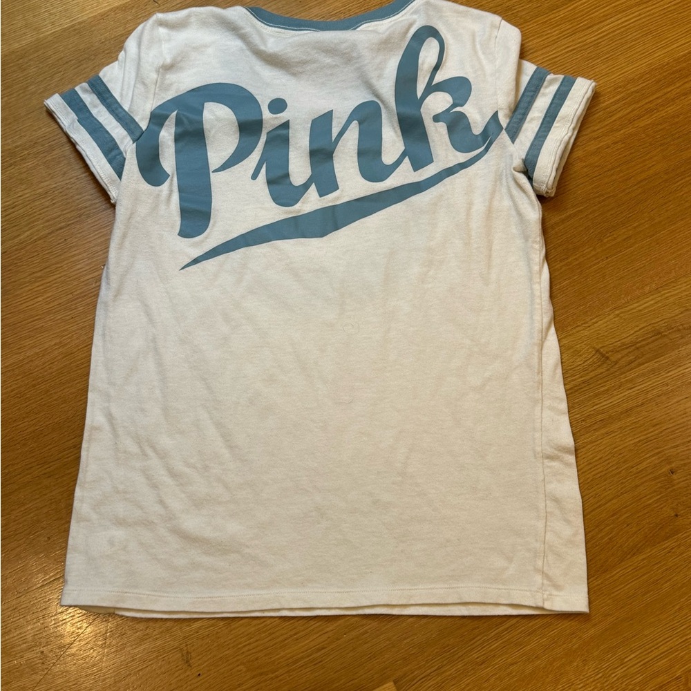 Women’s PINK Victorias Secret Shirt Campus Tee Style Size Small